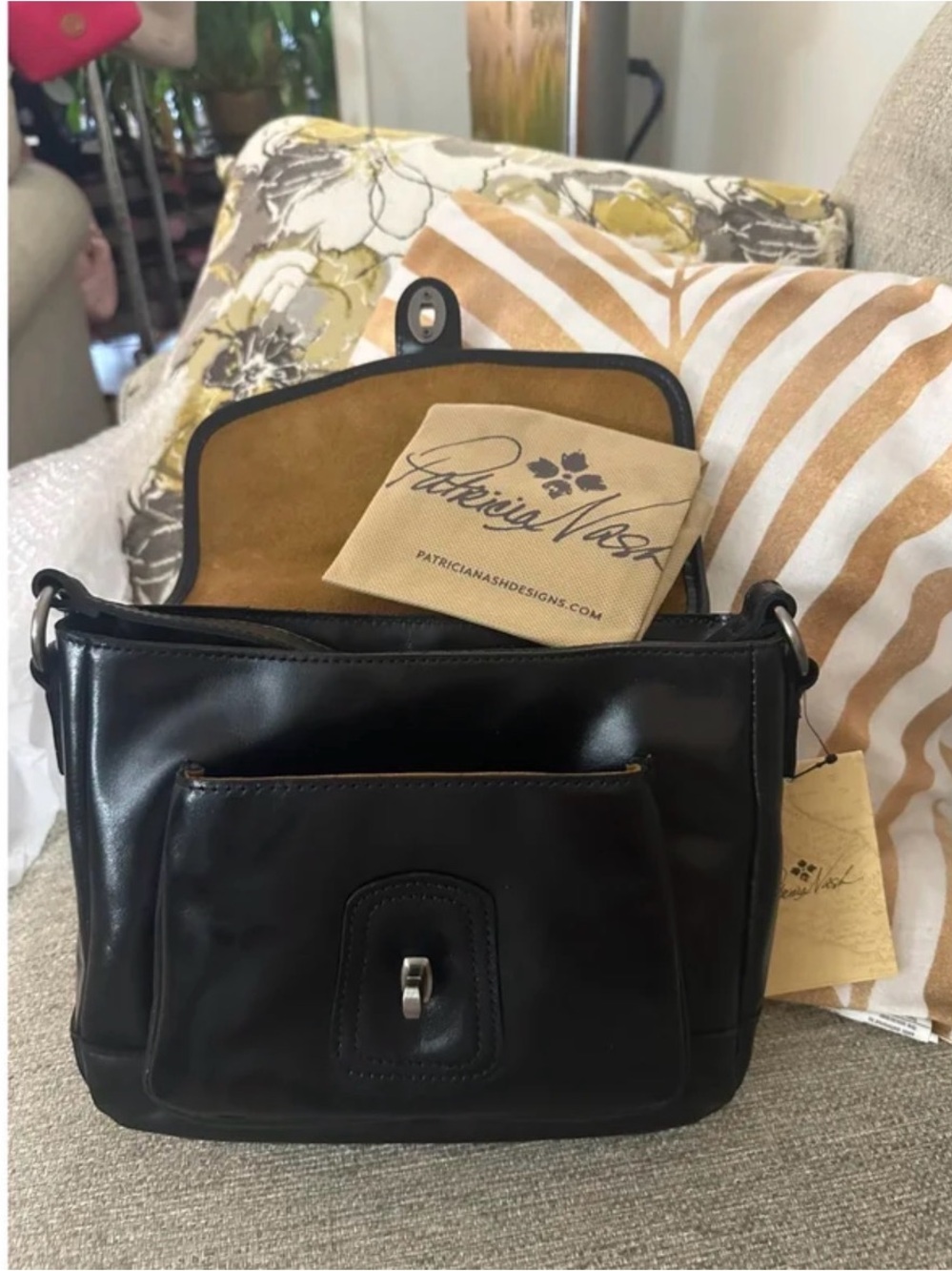 Patricia Nash Jackson Black Leather Turn Lock Crossbody Vintage Satchel Bag NWT - Picture 9 of 15